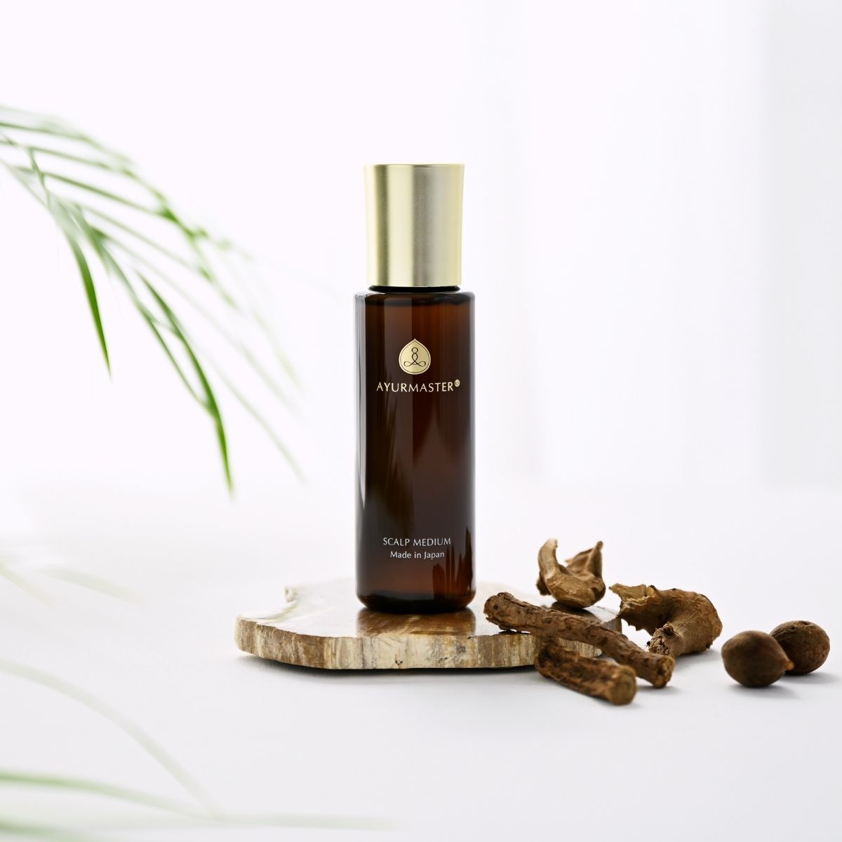 頭皮と髪のエイジングケア美容液(頭皮用美容液)